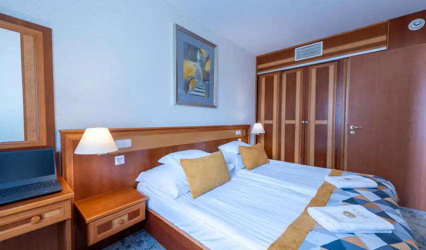 Palace Hotel  H�v�z - M�rcius 15. 