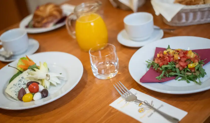 Palace Hotel  H�v�z - M�rcius 15. 
