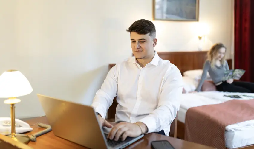 Hotel Pannonia Miskolc - M�rcius 15.