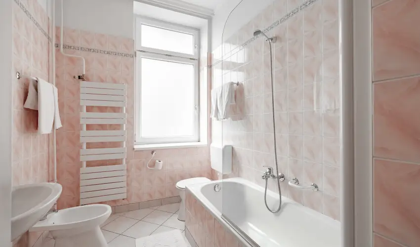 Hotel Pannonia Miskolc - M�rcius 15.