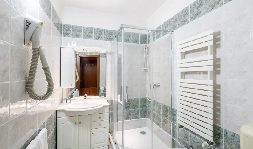 Hotel Pannonia Miskolc - M�rcius 15.