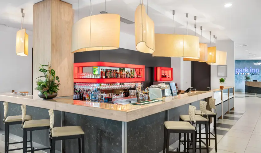 Park Inn by Radisson S�rv�r Resort & Spa S�rv�r - M�rcius 15. (min. 3 �j)