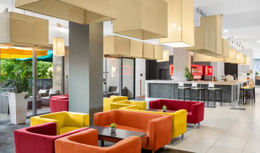 Park Inn by Radisson S�rv�r Resort & Spa S�rv�r - M�rcius 15. (min. 3 �j)