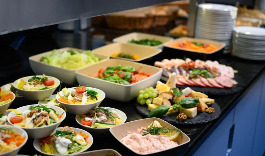 Park Inn by Radisson S�rv�r Resort & Spa S�rv�r - M�rcius 15. (min. 3 �j)
