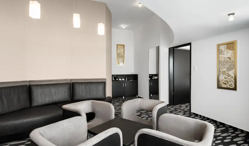 Park Inn by Radisson S�rv�r Resort & Spa S�rv�r - M�rcius 15. (min. 3 �j)