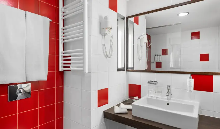 Park Inn by Radisson S�rv�r Resort & Spa S�rv�r - M�rcius 15. (min. 3 �j)