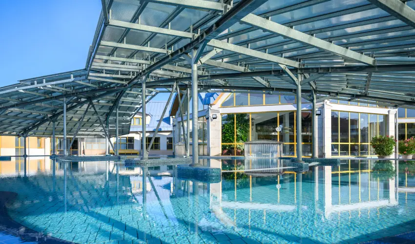Park Inn by Radisson S�rv�r Resort & Spa S�rv�r - M�rcius 15. (min. 3 �j)