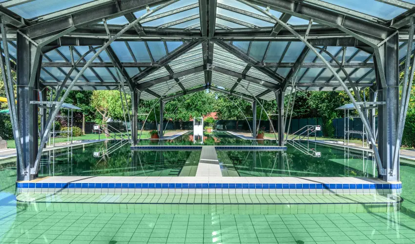 Park Inn by Radisson S�rv�r Resort & Spa S�rv�r - M�rcius 15. (min. 3 �j)