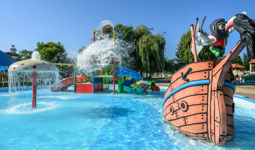 Park Inn by Radisson S�rv�r Resort & Spa S�rv�r - M�rcius 15. (min. 3 �j)