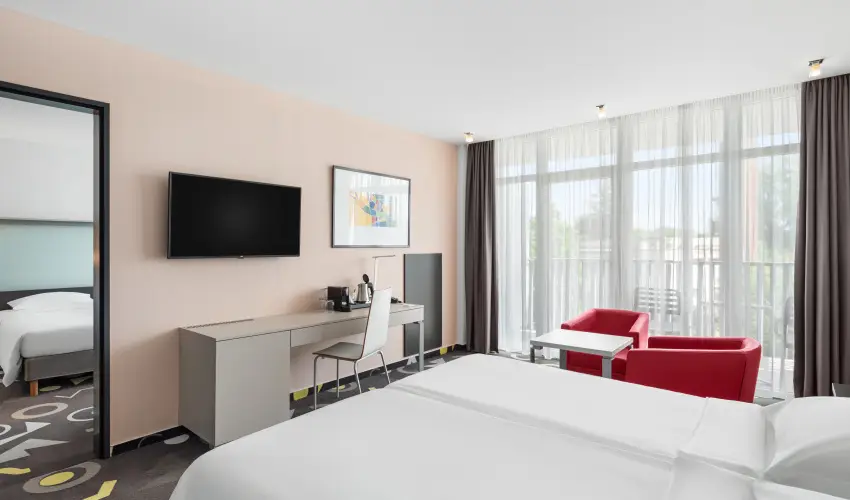 Park Inn by Radisson S�rv�r Resort & Spa S�rv�r - M�rcius 15. (min. 3 �j)