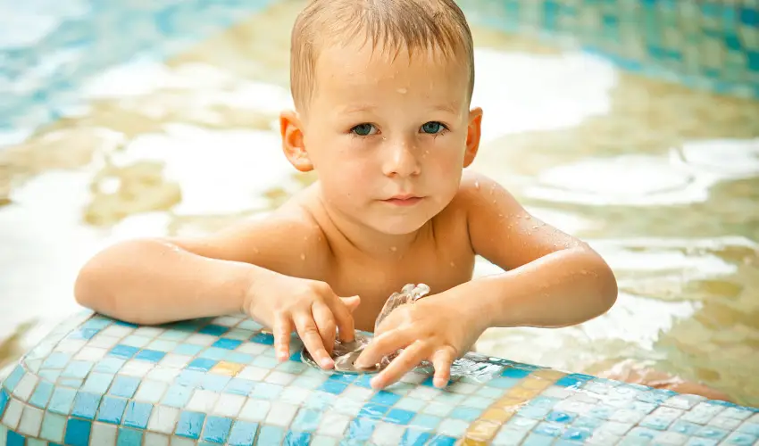 Hotel Piroska B�k, B�kf�rd� - M�rcius 15. 