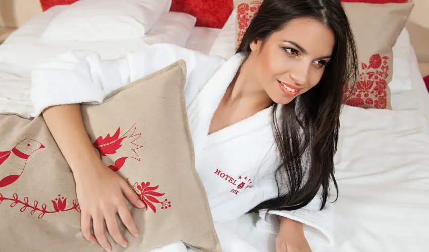 Hotel Piroska B�k, B�kf�rd� - M�rcius 15. 