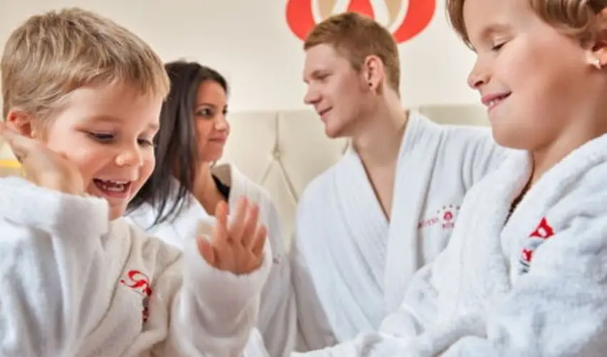 Hotel Piroska B�k, B�kf�rd� - M�rcius 15. 