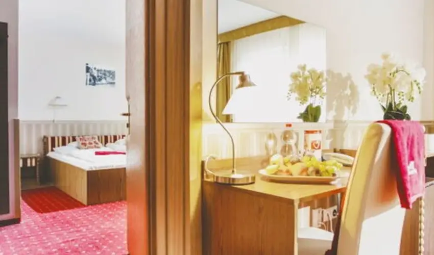 Hotel Piroska B�k, B�kf�rd� - M�rcius 15. 