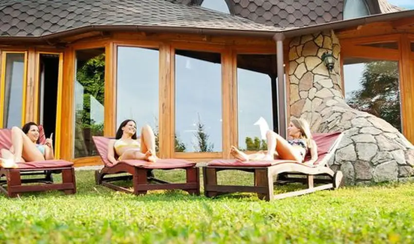 Hotel Piroska B�k, B�kf�rd� - M�rcius 15. 