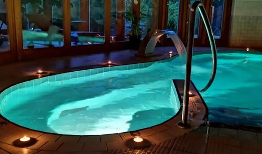 Hotel Piroska B�k, B�kf�rd� - M�rcius 15. 