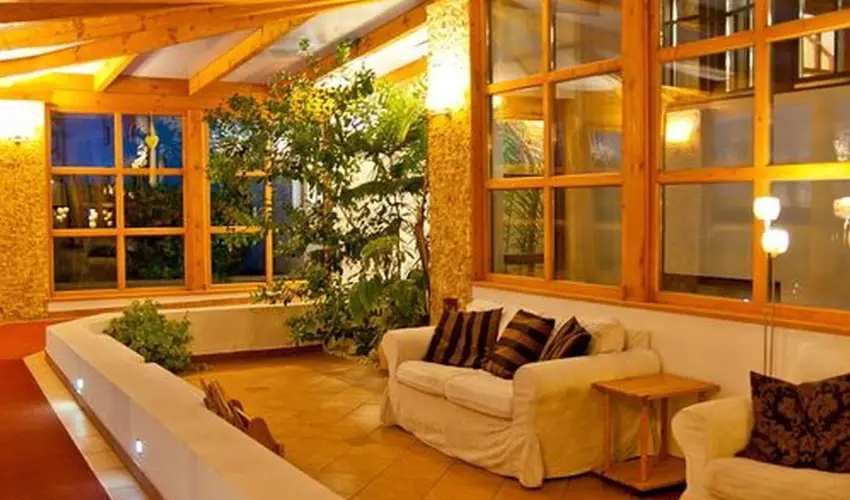 Hotel Piroska B�k, B�kf�rd� - M�rcius 15. 