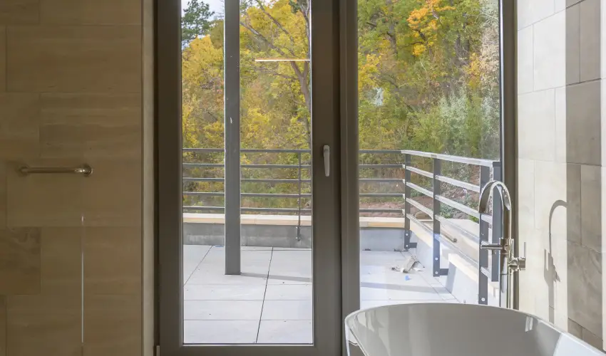 Hotel Princeps S�toralja�jhely - M�rcius 15.