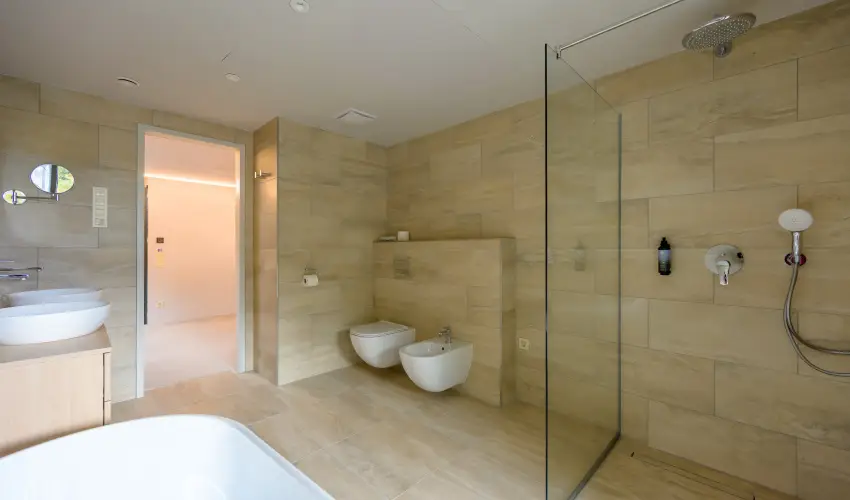 Hotel Princeps S�toralja�jhely - M�rcius 15.