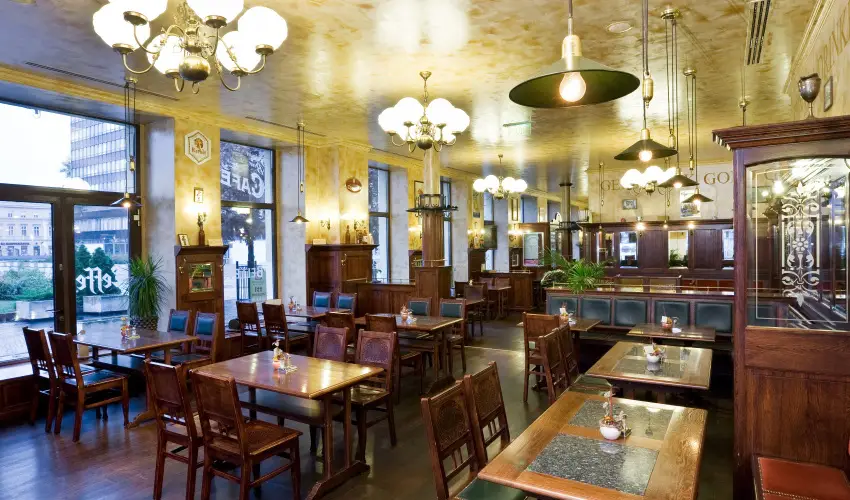 Danubius Hotel R�ba Gy�r - M�rcius 15. 