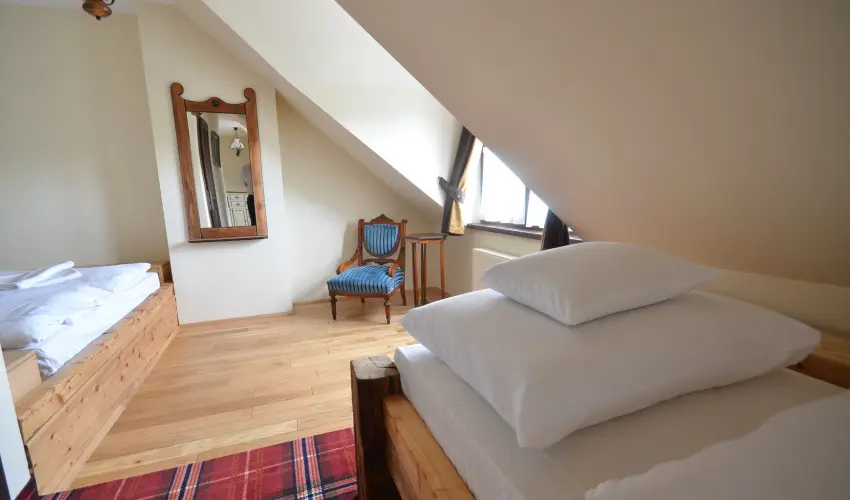 R�v�sz Hotel, �tterem & Rosa Spa Gy�r - M�rcius 15. 