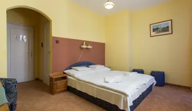 R�v�sz Hotel, �tterem & Rosa Spa Gy�r