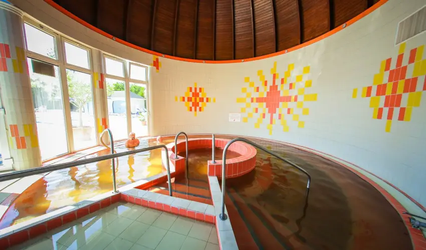Silver Hotel Hajd�szoboszl� - M�rcius 15.  (min. 2 �j)