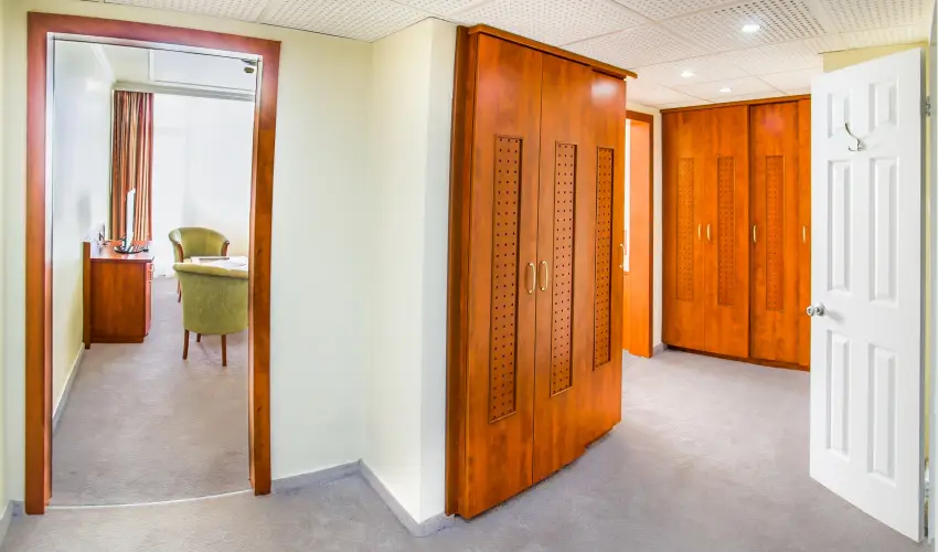 Silver Hotel Hajd�szoboszl� - M�rcius 15.  (min. 2 �j)