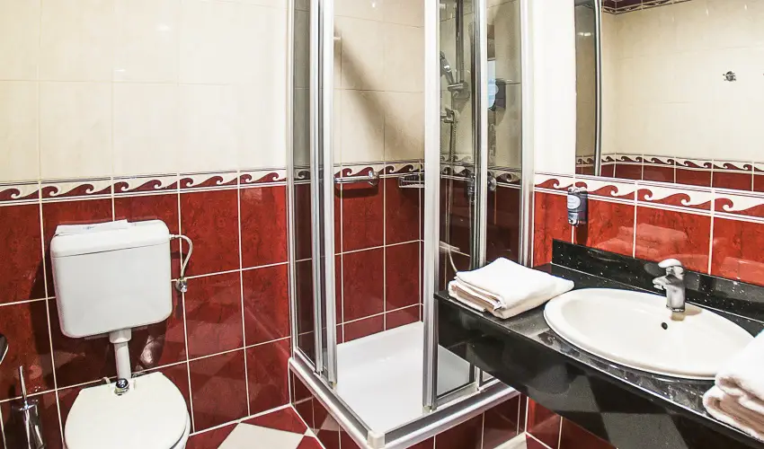 Silver Hotel Hajd�szoboszl� - M�rcius 15.  (min. 2 �j)