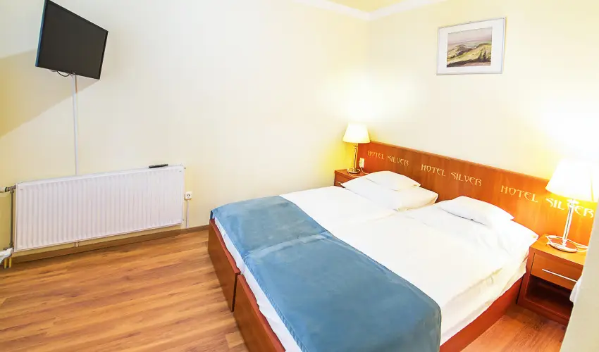 Silver Hotel Hajd�szoboszl� - M�rcius 15.  (min. 2 �j)