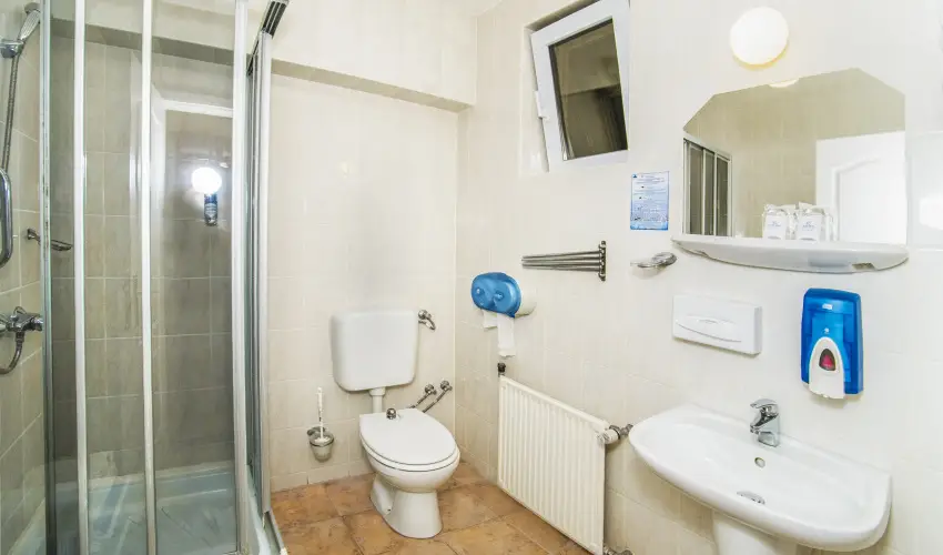 Silver Hotel Hajd�szoboszl� - M�rcius 15.  (min. 2 �j)