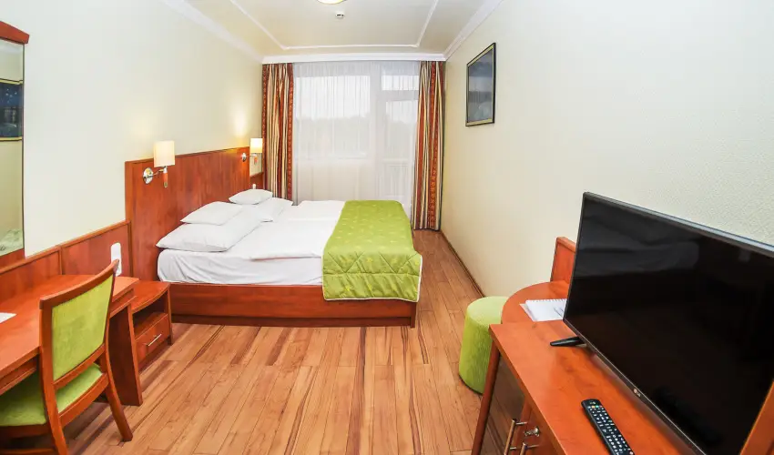Silver Hotel Hajd�szoboszl� - M�rcius 15.  (min. 2 �j)