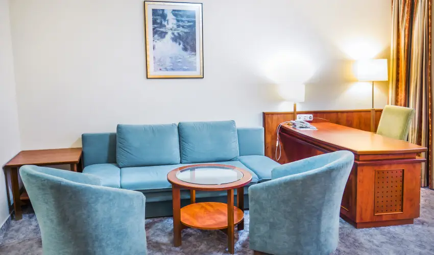 Silver Hotel Hajd�szoboszl� - M�rcius 15.  (min. 2 �j)