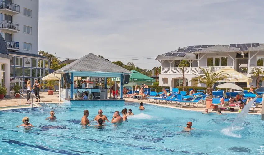 Silver Hotel Hajd�szoboszl� - M�rcius 15.  (min. 2 �j)