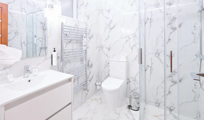Silver Hotel Hajd�szoboszl� - M�rcius 15.  (min. 2 �j)