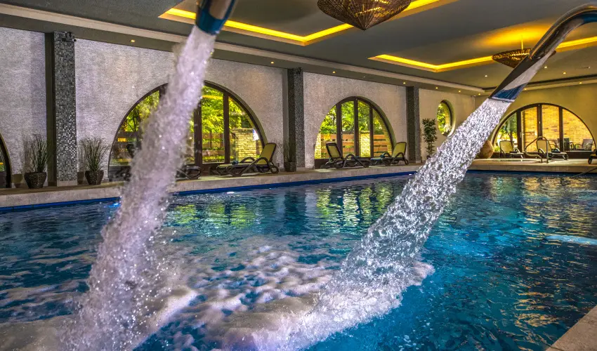 Hotel St�ci� Wellness & Konferencia Vecs�s - M�rcius 15. 