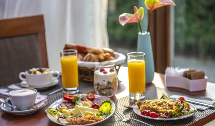 Hotel St�ci� Wellness & Konferencia Vecs�s - M�rcius 15. 