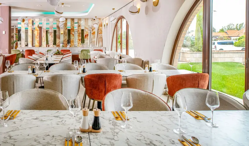 Hotel St�ci� Wellness & Konferencia Vecs�s - M�rcius 15-i csomag (min.2 �j)