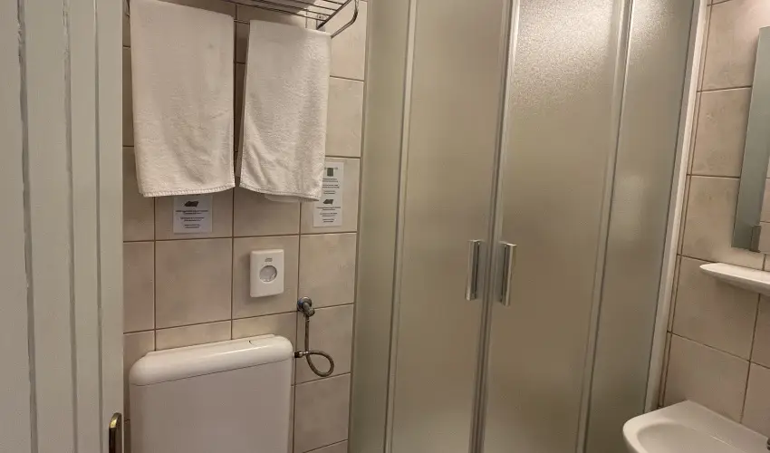 Hotel Sz�palma Porva-Sz�palmapuszta - M�rcius 15.
