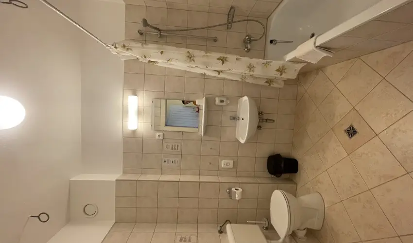 Hotel Sz�palma Porva-Sz�palmapuszta - M�rcius 15.
