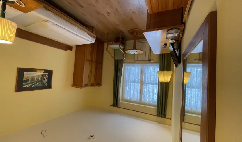 Hotel Sz�palma Porva-Sz�palmapuszta - M�rcius 15.