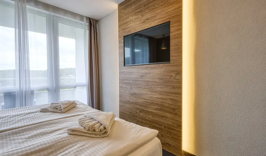 Hotel Szieszta Sopron - M�rcius 15. 