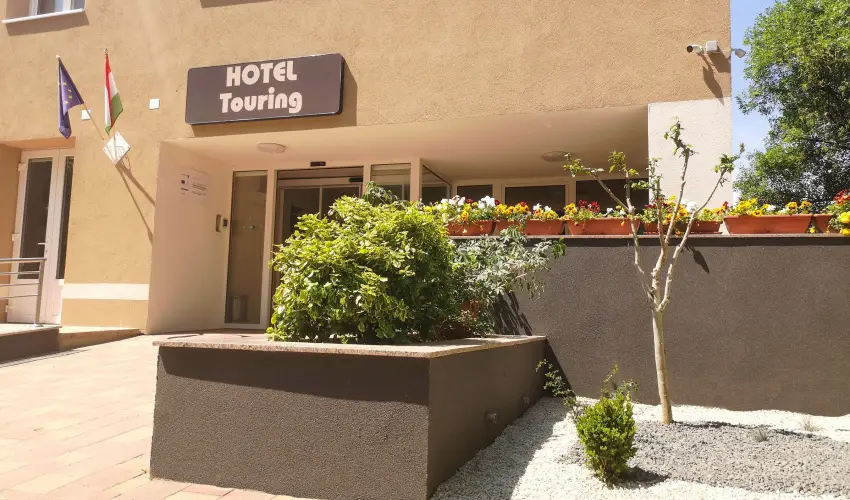 Hotel Touring Nagykanizsa - M�rcius 15. 