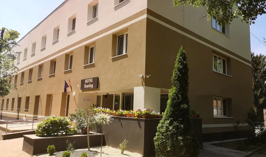 Hotel Touring Nagykanizsa - M�rcius 15. 