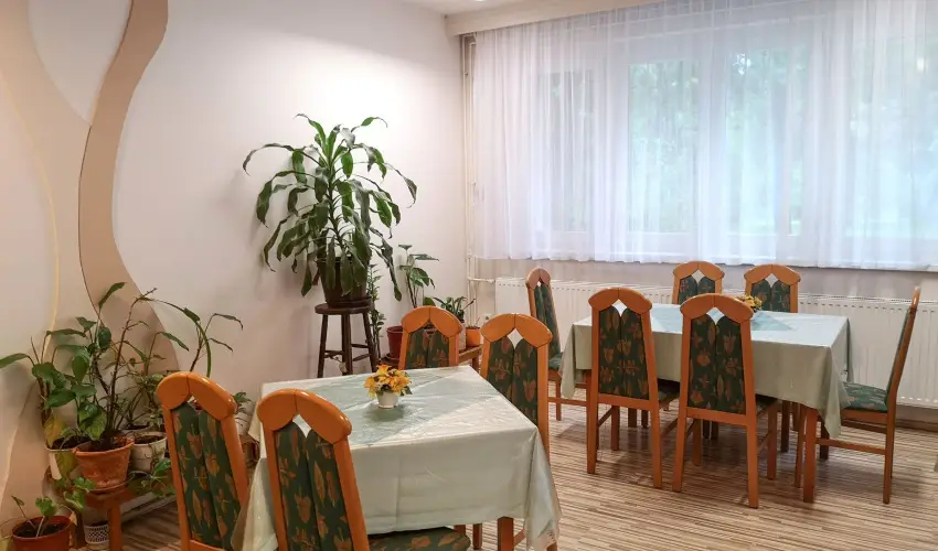 Hotel Touring Nagykanizsa - M�rcius 15. 