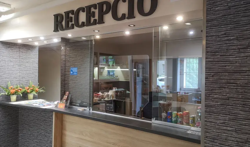 Hotel Touring Nagykanizsa - M�rcius 15. 