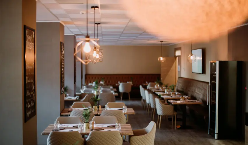 The Hotel Unforgettable - Hotel Tiliana by Homoky Hotels Budapest - M�rcius 15. 