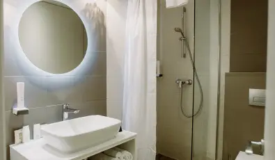 The Hotel Unforgettable - Hotel Tiliana by Homoky Hotels Budapest