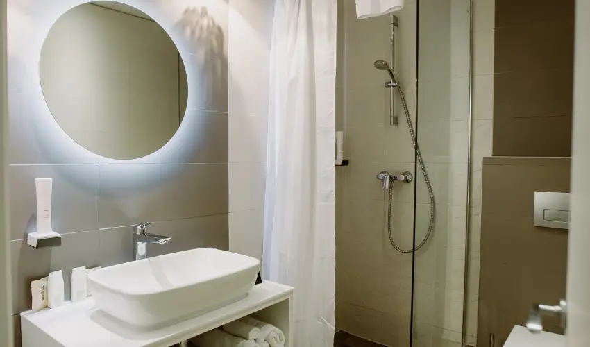 The Hotel Unforgettable - Hotel Tiliana by Homoky Hotels Budapest - M�rcius 15. 