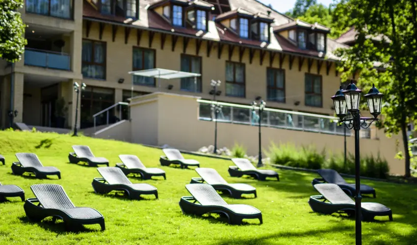 The Hotel Unforgettable - Hotel Tiliana by Homoky Hotels Budapest - M�rcius 15. 